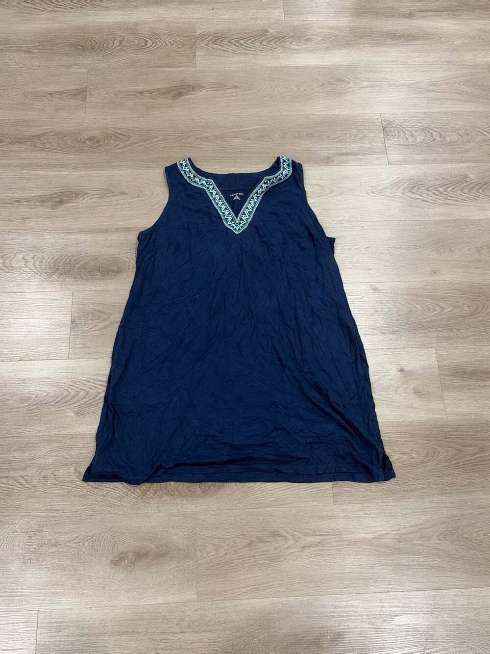Lands' End Embroidered V-Neck Dress Size 1X 16W 18W Blue Cotton Sleeveless